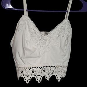 Jrs Lace Detailed Crop Top